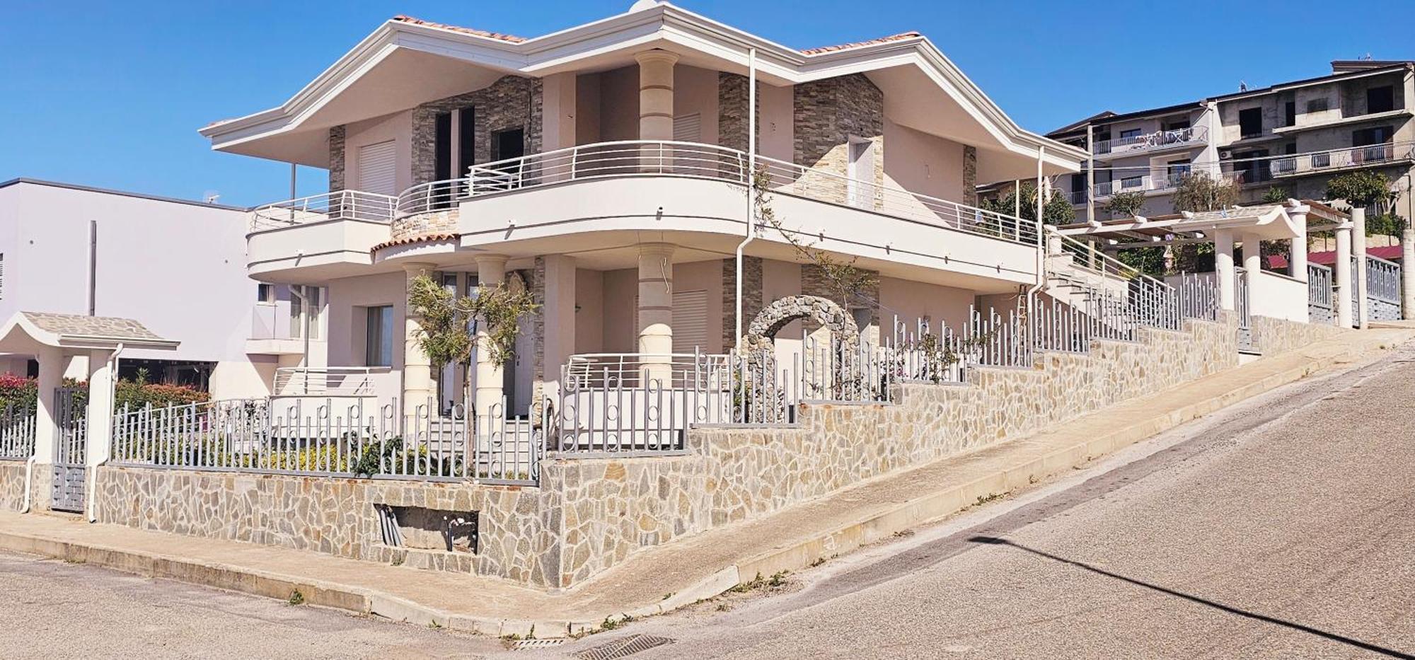 Grillo Superior Apartments Capo Vaticano Exterior foto